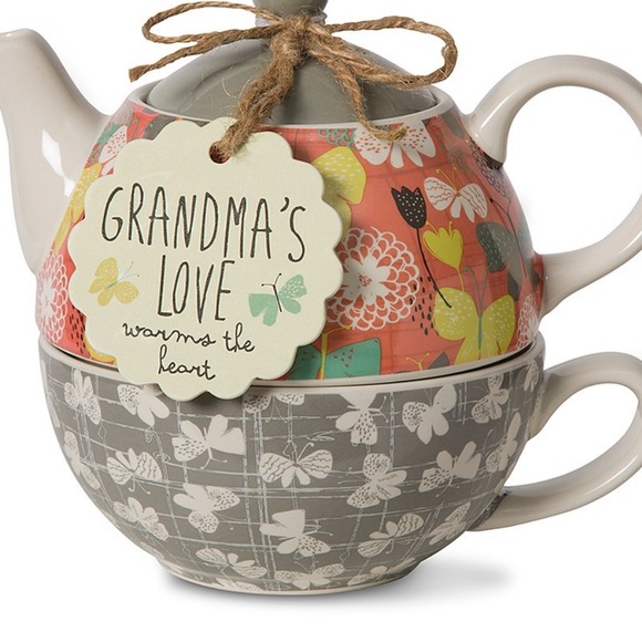 Grandma’s Love-Teapot & cup gift set. So cute! Pavilion Gift Company.  NWT boxed - Picture 3 of 6